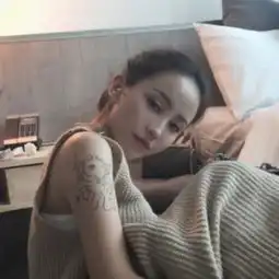 因为曾经拥有所以才会庸人自扰非主流美女2