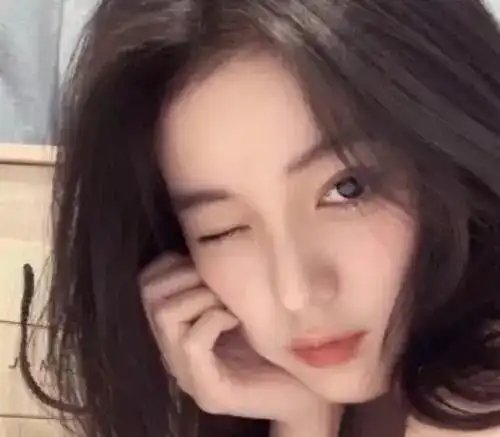 越低调就越高贵的4大星座女,明明实力出众,往往却深藏不露