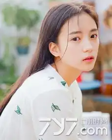 直发配什么刘海好看,直发留什么刘海显脸小,直发刘海发型图片