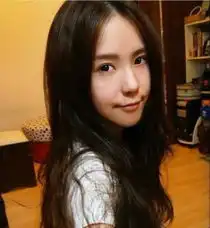 宅男最爱与明星相比毫不逊色的气质美女