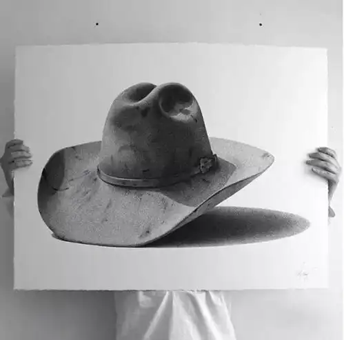 如果跟这美女一起画画,你应该会鸭梨山大吧
