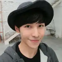 青春帅气的大男孩陌陌头像你控制了我的心等于掌控了我的世界