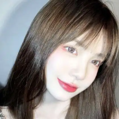 干净优质的女生头像,美女头像才是最受欢迎的