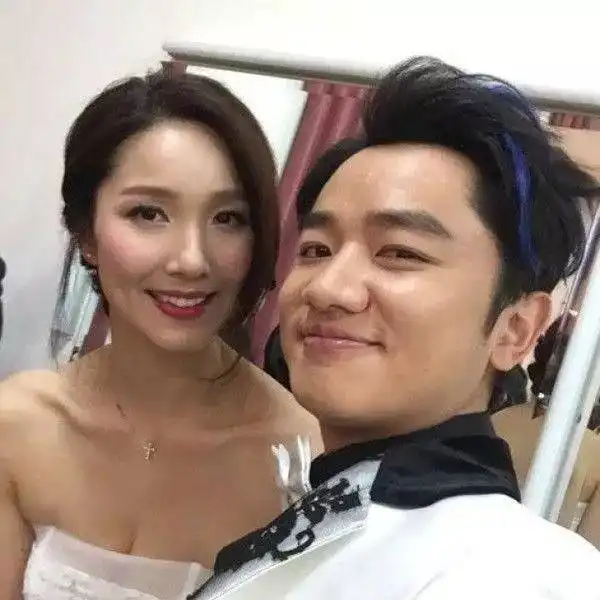 李亚男患忧郁症王祖蓝内疚她真的可以嫁更好的
