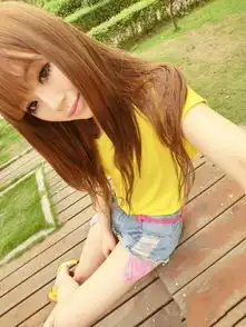喜欢卖萌qq女生皮肤大图图片互不相让还是相爱