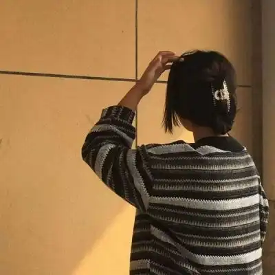 公主发脾气才叫公主病你在那叭叭的顶多算野鸡打鸣