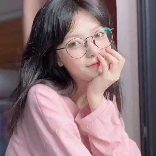 清新唯美女生气质头像