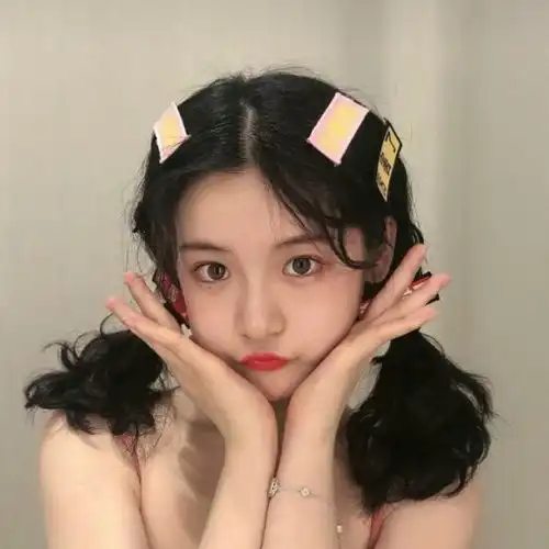女生经常找你聊天,有这3种表现,八成是看上你了