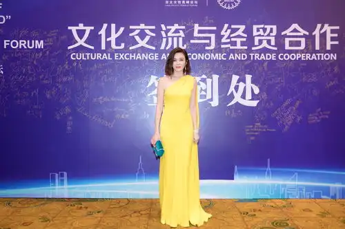 关之琳获亚太卓越品牌大奖传播女性创业正能量
