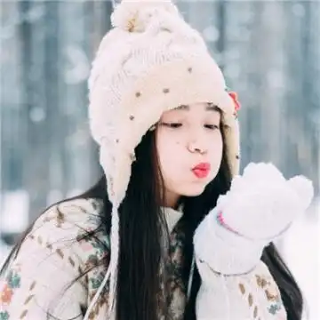 2019文艺气质女生唯美有意境头像别忘了曾经颓废而爱你的人