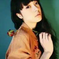 唯美柔情的女生头像怎么逃避也躲不过回忆的侵袭