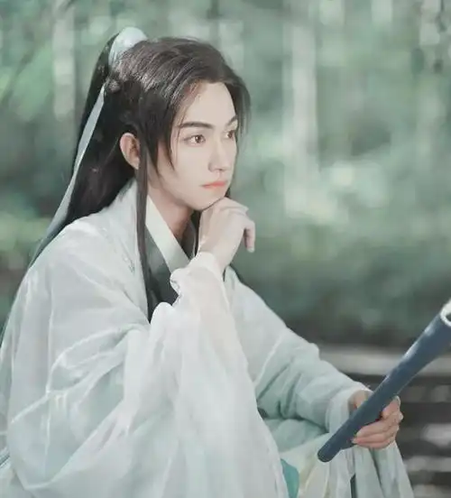 谁说古风只适合女孩子,男孩子的古装扮相也很绝啊