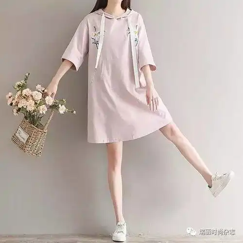 小清新连衣裙给女孩子带来唯美气息,很森女很文艺