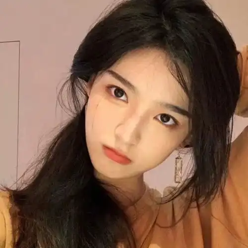 女生头像如果我爱你太廉价,不妨试着说我陪你
