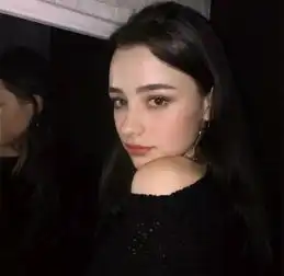 她们的发型简直美到犯规