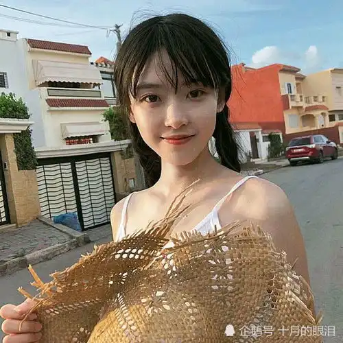男生偷偷喜欢你,才会有这3表现,女生别不懂