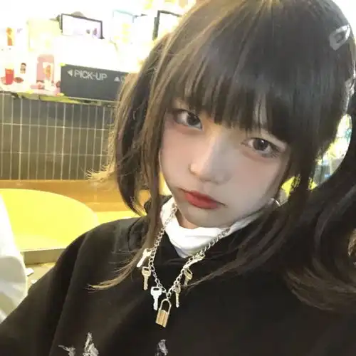 真人女头混网女生头像