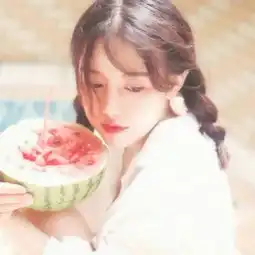 qq头像姐妹两人时尚气质女一直骄傲的单身