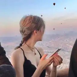 我喜欢的很简单,闭眼有你,睁眼是你