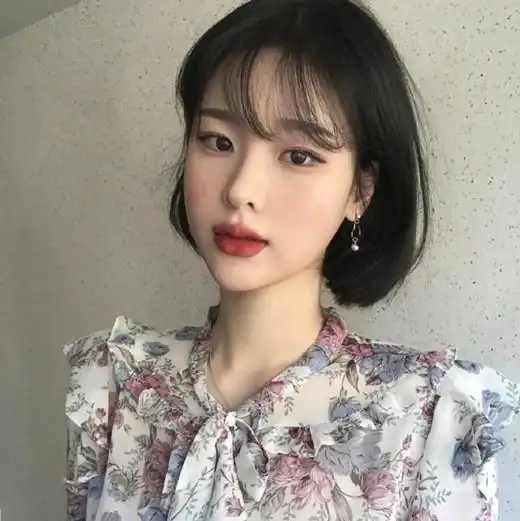 想让脸看上去更瘦不只是长发,短发也可以哦