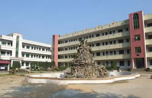 为钱不讲理14岁女生离校后溺亡,父亲班主任未及时通知