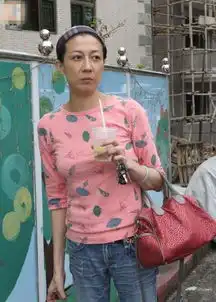 小龙女与女友订婚,吴卓林悄悄改姓氏引外界猜疑
