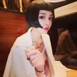 女生头像,不要非主流,要好看,不要很土的