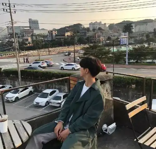 159cm短发女生学生期搭配