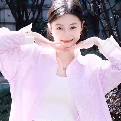2023甜美小清新女生微信头像