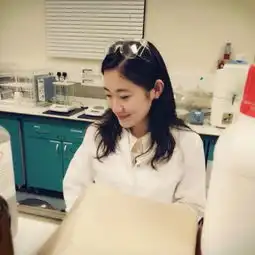 美女博士实验照甜美海量家居照不输年度清纯氧气美女