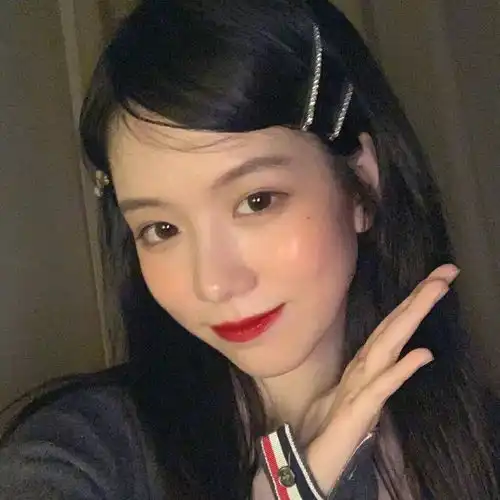 世间难得你很值得人间值得未来可期高颜值时尚霸气迷人qq女生头像