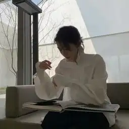 冬天里最后的唯美女生头像