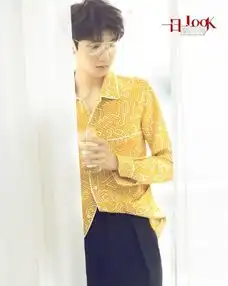 眨眼之间,三小只奶萌少年已经成了帅气大人模样了