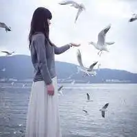 qq头像小清新女生带字的和不带字的都要,不要关于爱情的