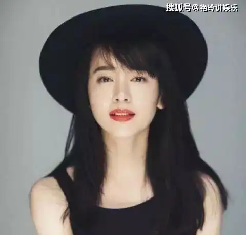 陈道明唯一的绯闻女友,33岁嫁大20岁豪门,如今活得像少女