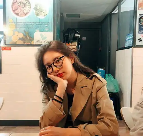 这三个星座的女生最会装傻,看似天真纯洁,其实超级会撩