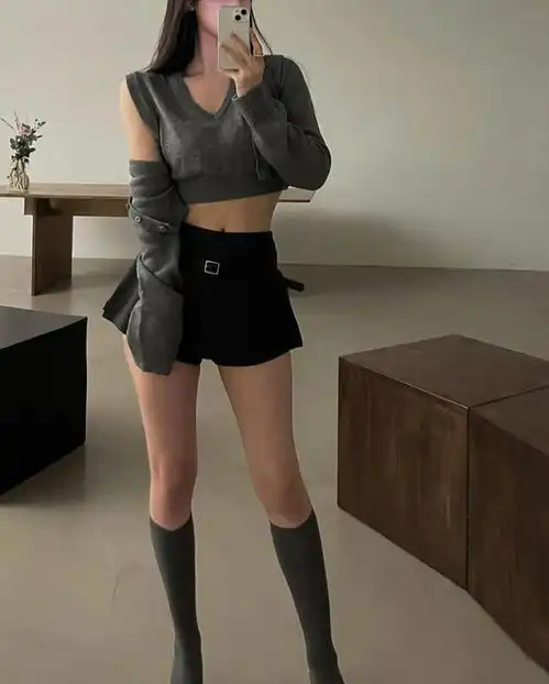 韩国极品女神白皙修长,纤细笔直,完美身材太绝了
