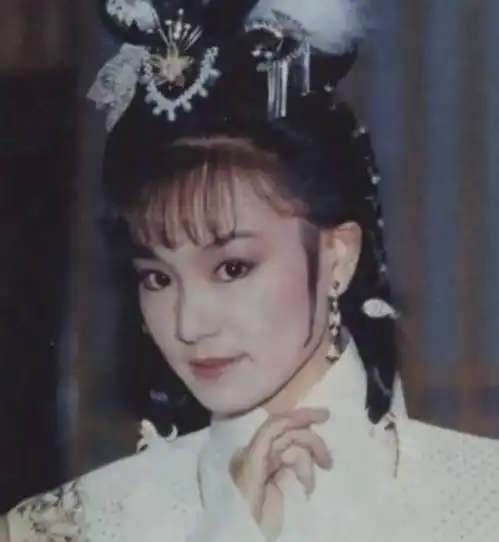 自带苦相的八位女星,演什么都丧,连梅婷老师也没有逃脱