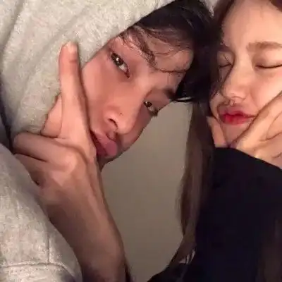 屏幕前的你为什么单身呢情头