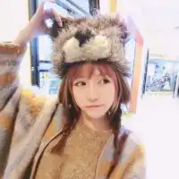 忧伤弥漫的非主流女生头像心里的那个空虚我不需要你安慰