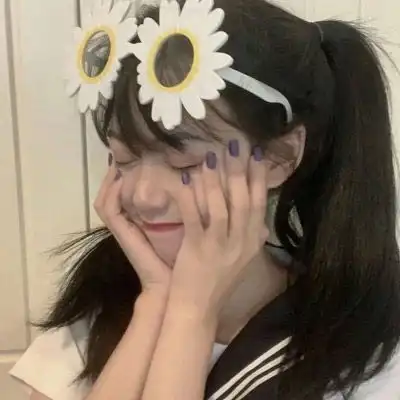 阳光干净的微信头像女积极阳光正能量的女生头像