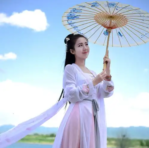 这些星座在生活中,巨蟹座人不喜欢别人说他爱吃醋,天秤座善于思考事情