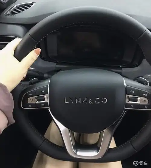 咬咬牙买领克03当代女性如何选择一款适合自己的车