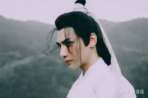 古风小说里的美男大概都长些什么样