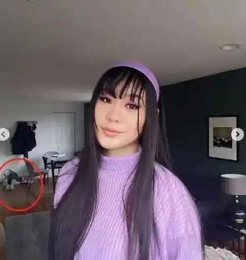 李连杰女儿公开抑郁后首晒照面容憔悴妆容浓艳,看来心情仍不佳