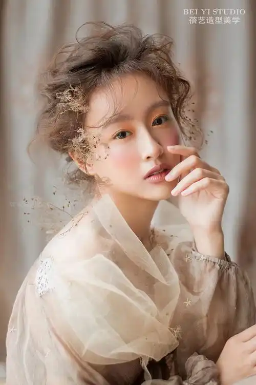一组枫叶色妆容,暖到你了吗