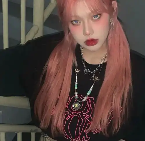 ins高级感女生头像