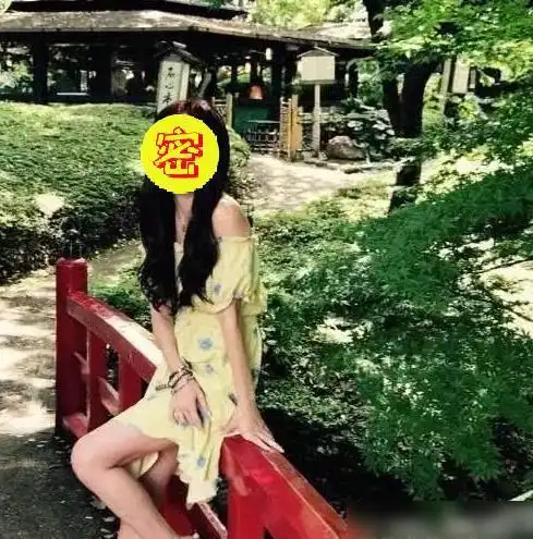 上一代女神张曼玉和关之琳都已经老了,只有她才20岁