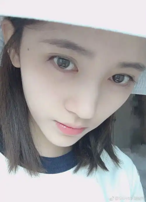 鞠婧祎这个妆容是怎么办到的看起来好干净