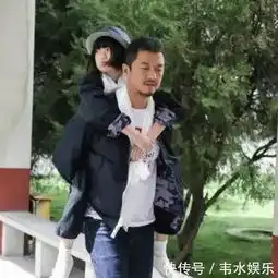 李亚鹏与王菲的女儿,12岁就带耳环抹唇彩,这个理由却赢得好评